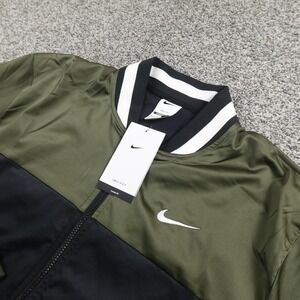 NEW Nike Jacket Mens M Green Black Golf Club Dri FIT Full Zip Windbreaker Coat